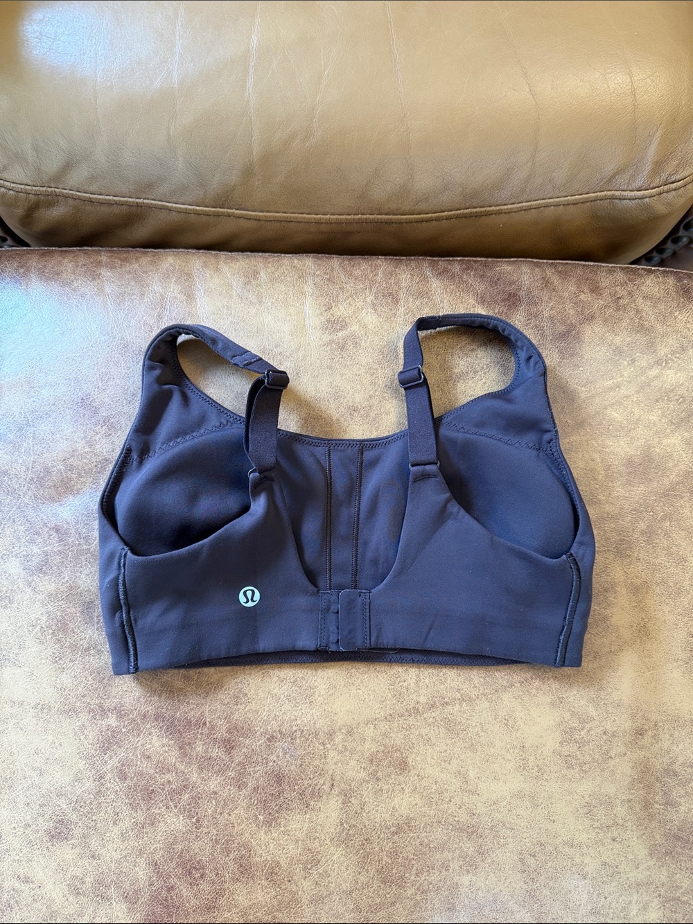 Lululemon In Alignment Straight-Strap Bra Light Support 6 C/D Cup French Press - Picture 3 of 6